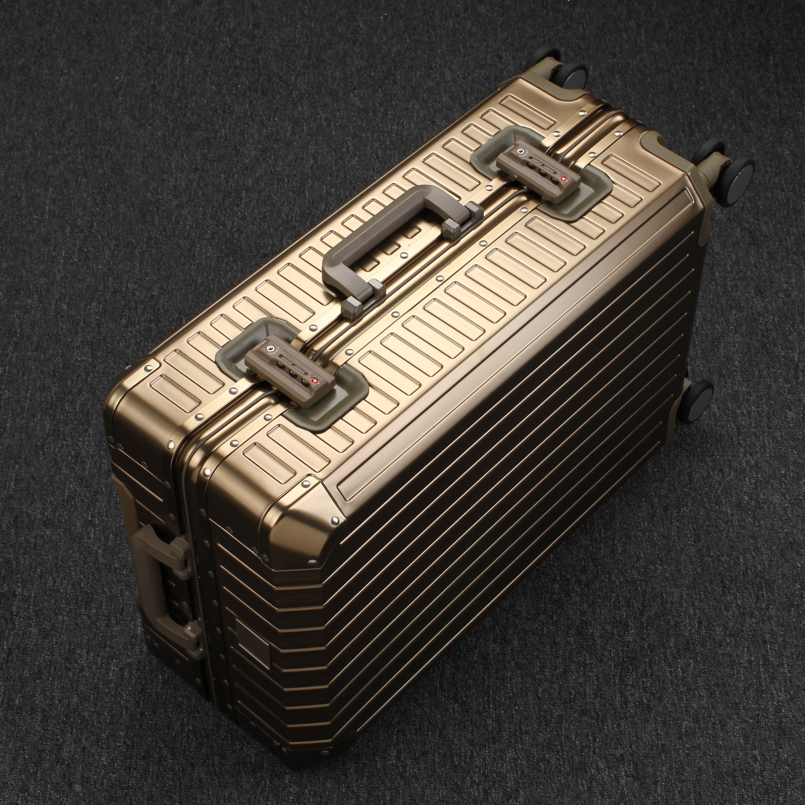 Linea Signature Series Champagne Gold