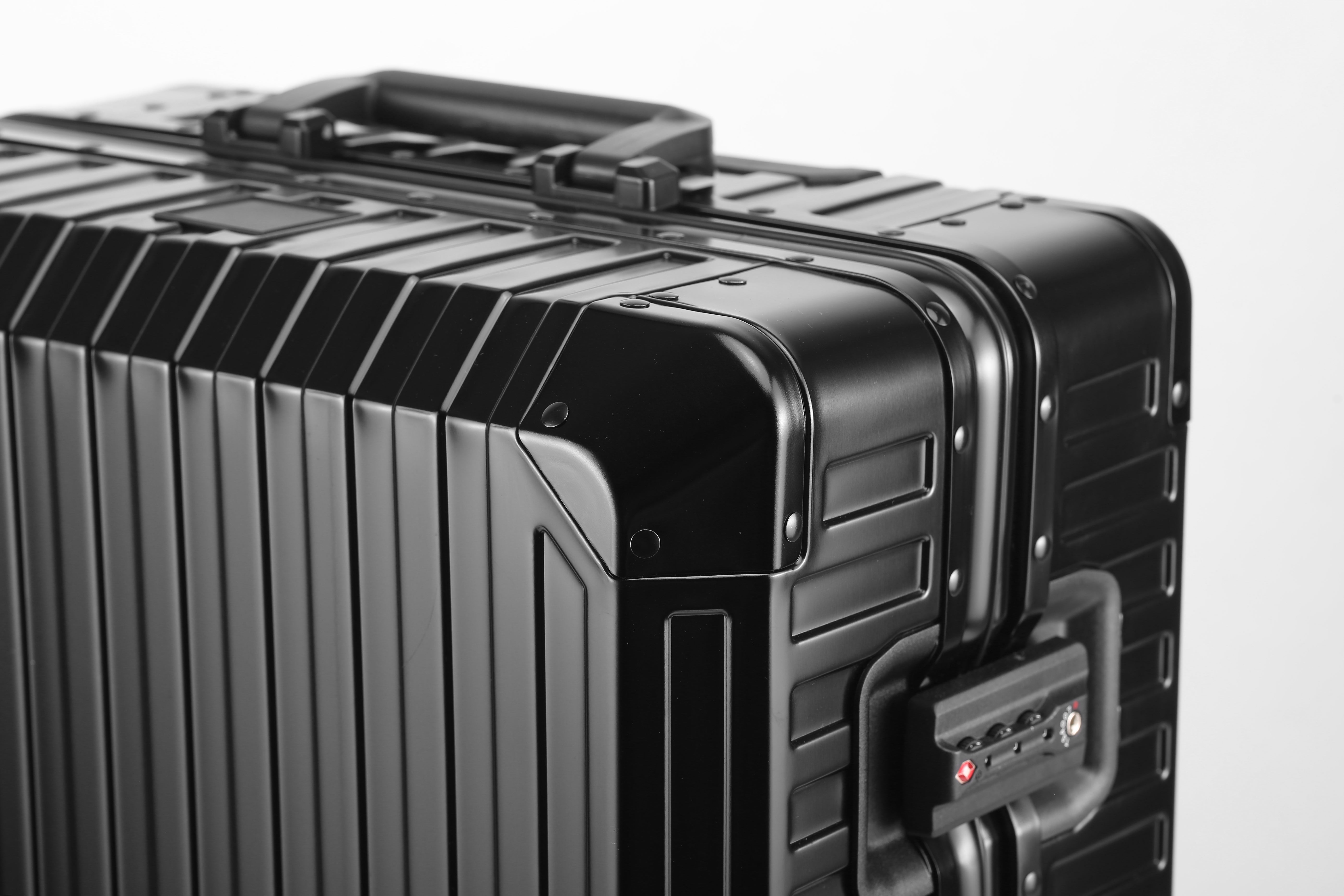 Linea Signature Series Black