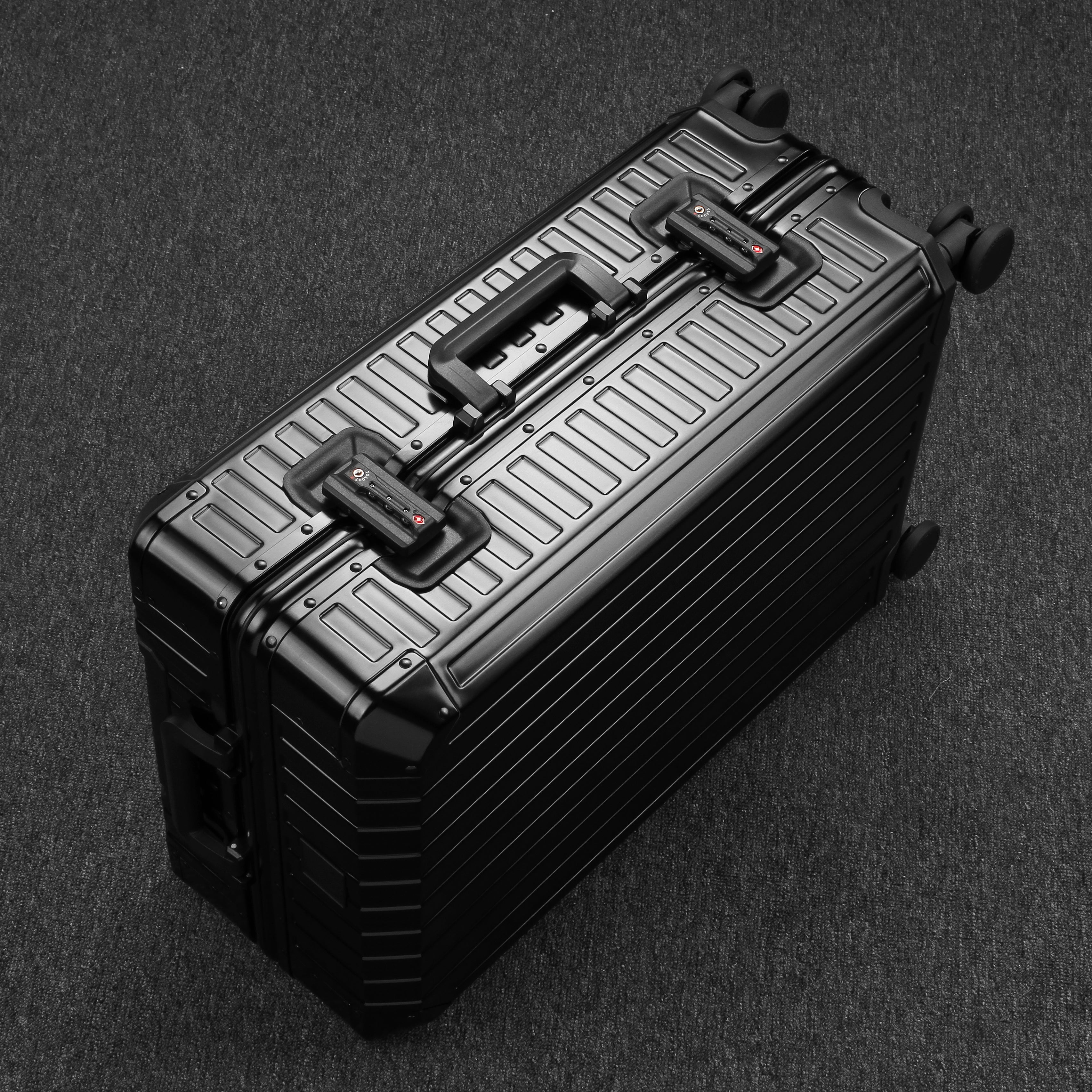 Linea Signature Series Black